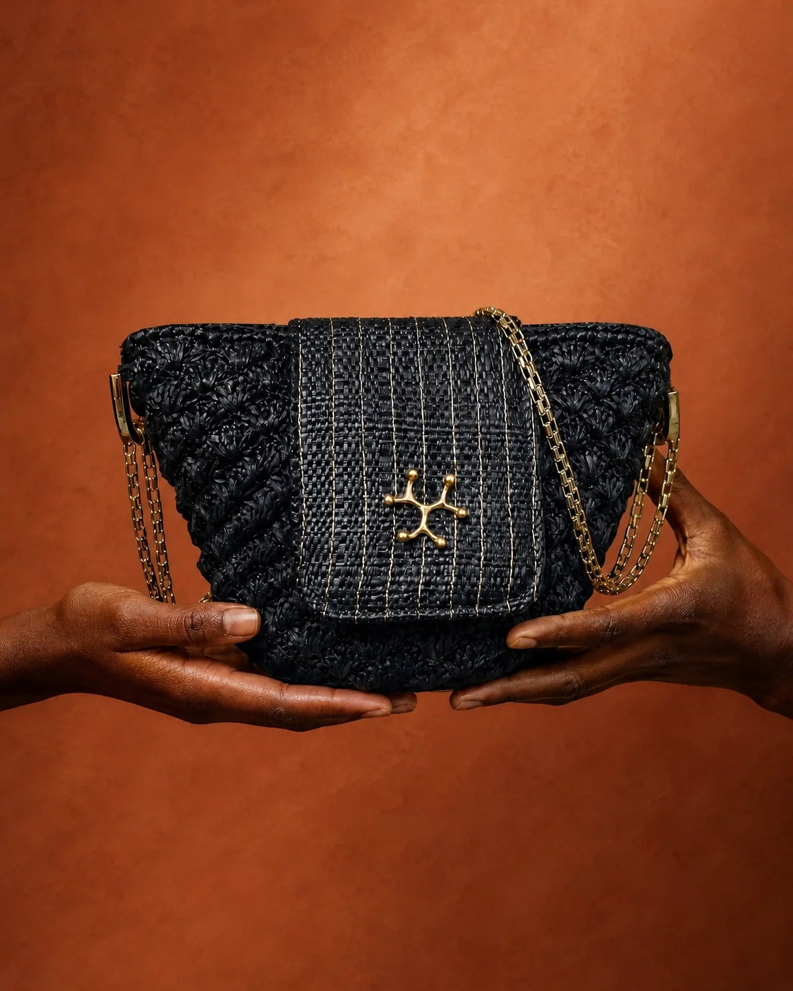 ANJA SMALL - ALL BLACK