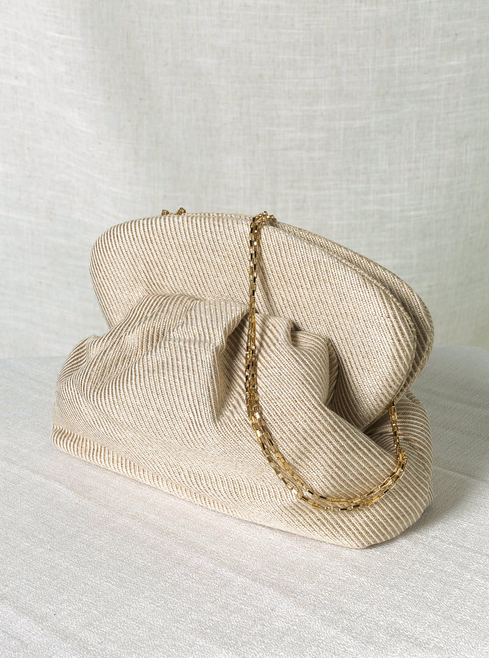JYWAS MEDIUM – GOLD