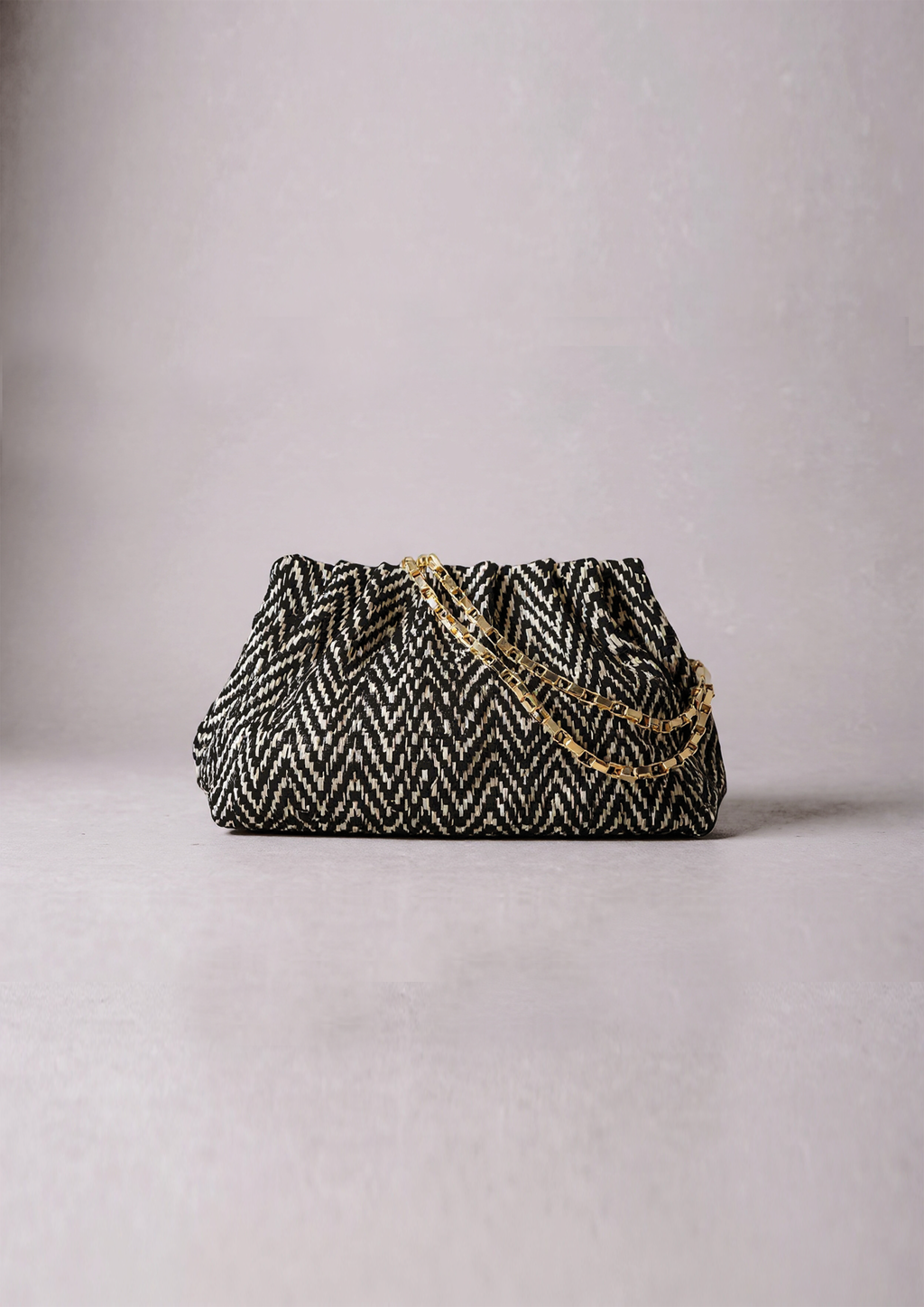 LE PUFF MANGA – BLACK & WHITE